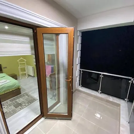 Super Luxury Dublex House Hotel *