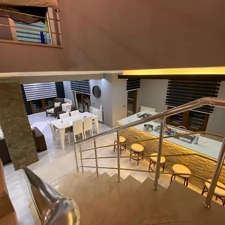 Super Luxury Dublex House Hotel Trabzon
